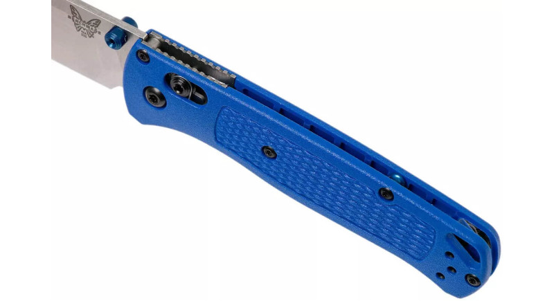 Ніж Benchmade Bugout, лезо 82мм CPM S30V, руків'я Polymer Blue, Crossbar Lock - 535