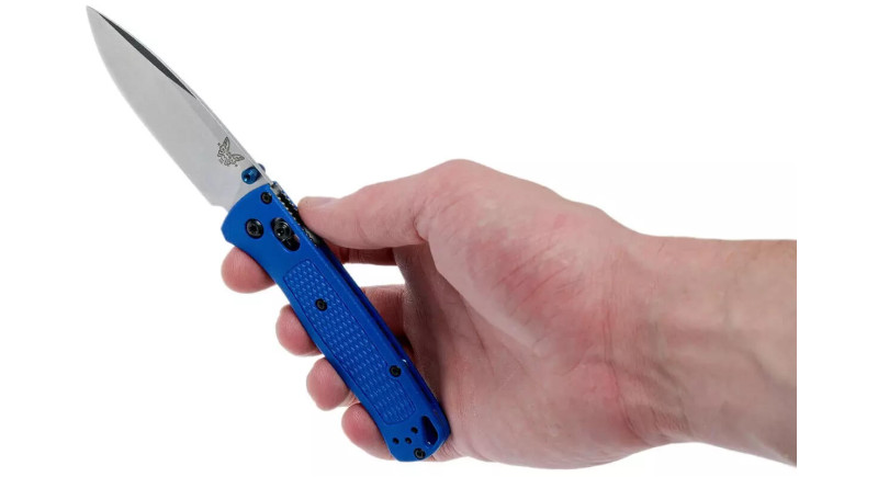Ніж Benchmade Bugout, лезо 82мм CPM S30V, руків'я Polymer Blue, Crossbar Lock - 535