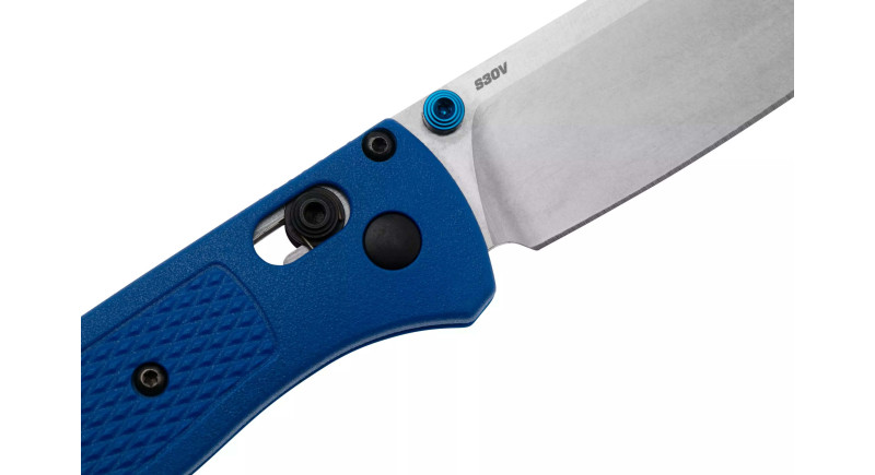 Ніж Benchmade Bugout, лезо 82мм CPM S30V, руків'я Polymer Blue, Crossbar Lock - 535