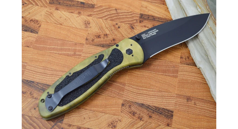 Ніж Kershaw Blur, лезо 86мм Sandvik 14C28N, руків'я з алюмінію Black, Green, Liner Lock - 1670CAMO