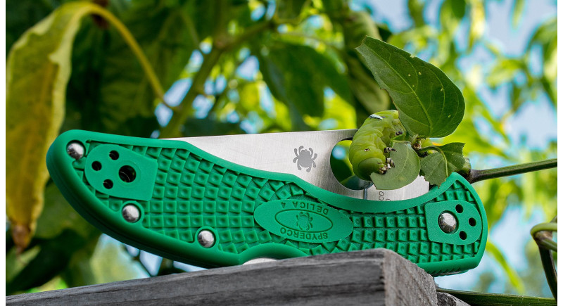 Ніж Spyderco Delica, лезо 73мм VG10, руків'я Polymer Green, Lockback - C11FPGR